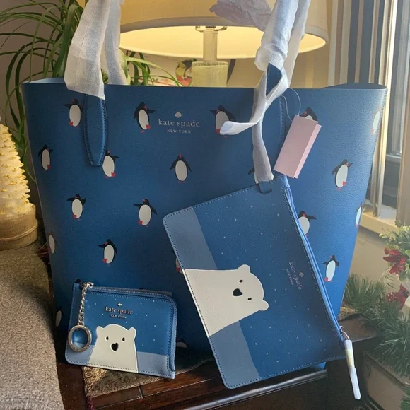 Authentic KATE SPADE Leather arctic bear l-zip card case/keychain - Picture 5 of 7